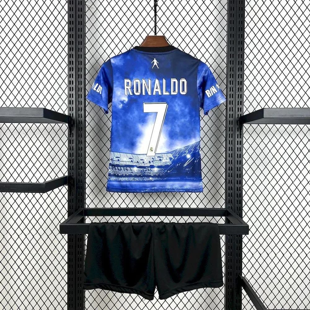 Kit Infantil CR7 26/27 - Edição Especial - Image 3
