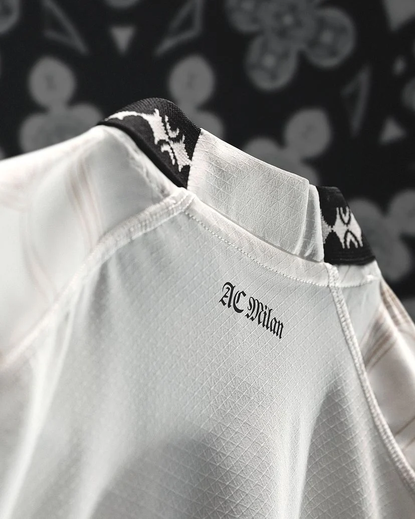 Camisola AC Milan IIII - 23/24 - Image 6